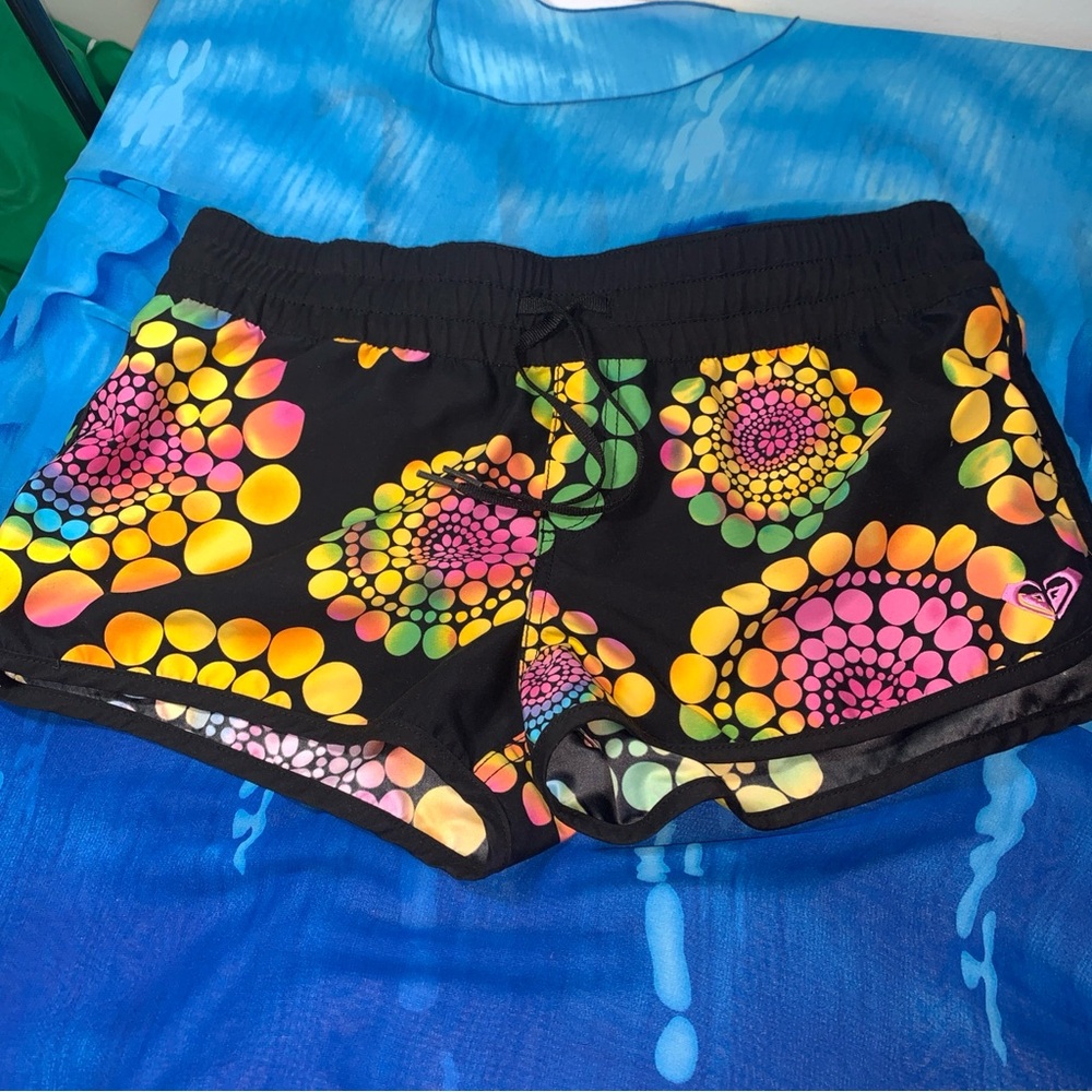 Roxy Black Shorts with Vibrant Multicolor Pattern